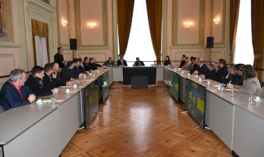 Prefeitos da Serra debatem no Piratini alternativas para demandas da região