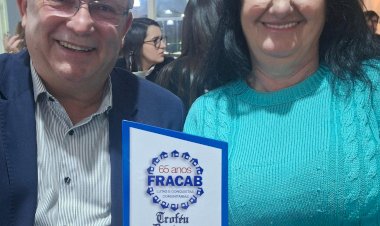 Ari Pelicioli recebe Prêmio destaque Comunitário 25.