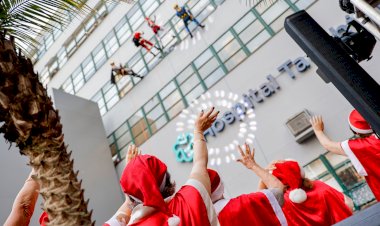 Cantata de Natal do Tacchini tem Papai Noel e heróis descendo de rapel e visitando as crianças