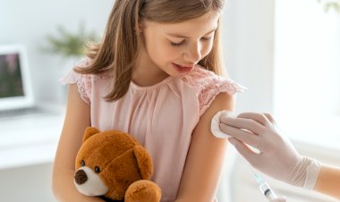 Nas férias escolares, Tacchimed traz vacinas essenciais à saúde infantil